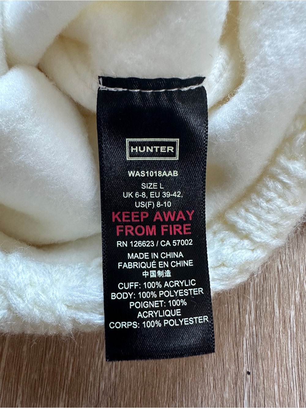 Hunter Cream Fleece Boot Socks with Cable Knit Cuff - Picture 3 of 3